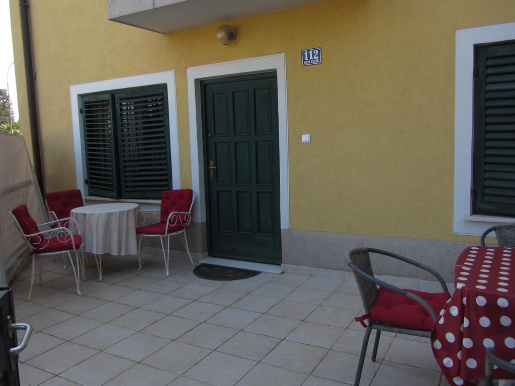 Holiday House Sara Опатия Номер фото
