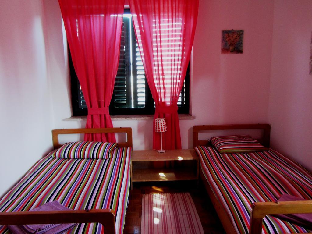 Holiday House Sara Опатия Номер фото